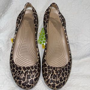Crocs Kadee Flat - Women’s Size 9 Cheetah Print. NWT.